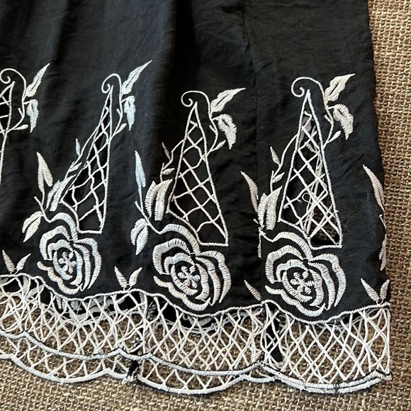 Parker black embroidered sun dress sz M/L - Picture 4 of 10